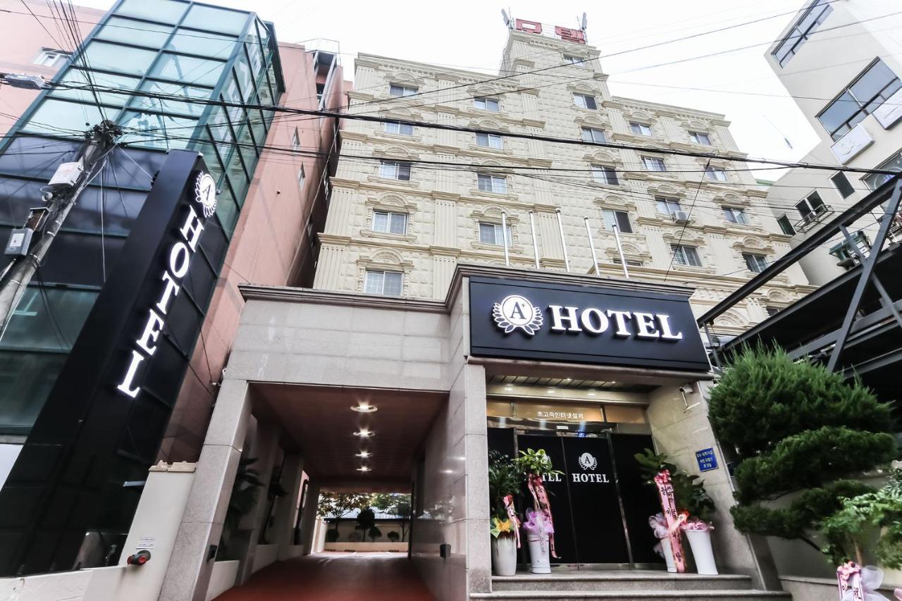 Geoje A-Plus Hotel Buitenkant foto